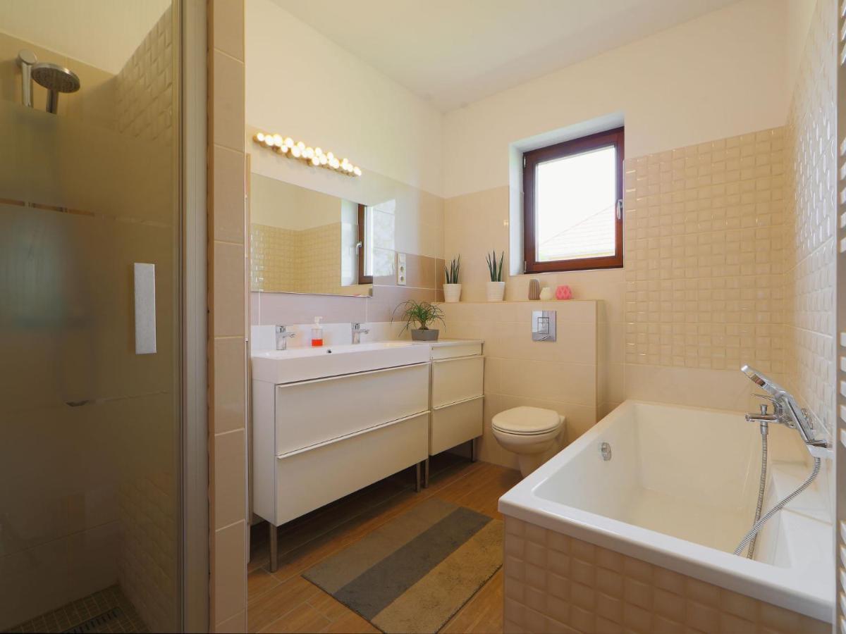 Villa Aschbacher By Interhome Balatonszemes Kültér fotó